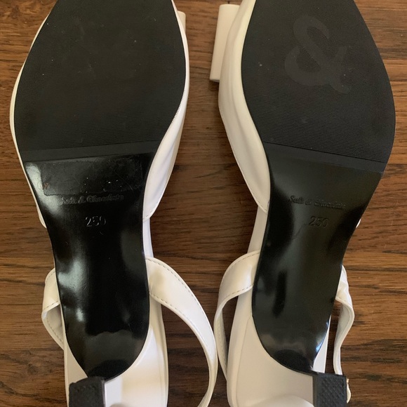 🆕 Bow-Embellished Slingback Textured-Leather Flats White - Picture 4 of 5